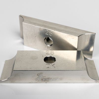 Dark Knight Flat Clamp